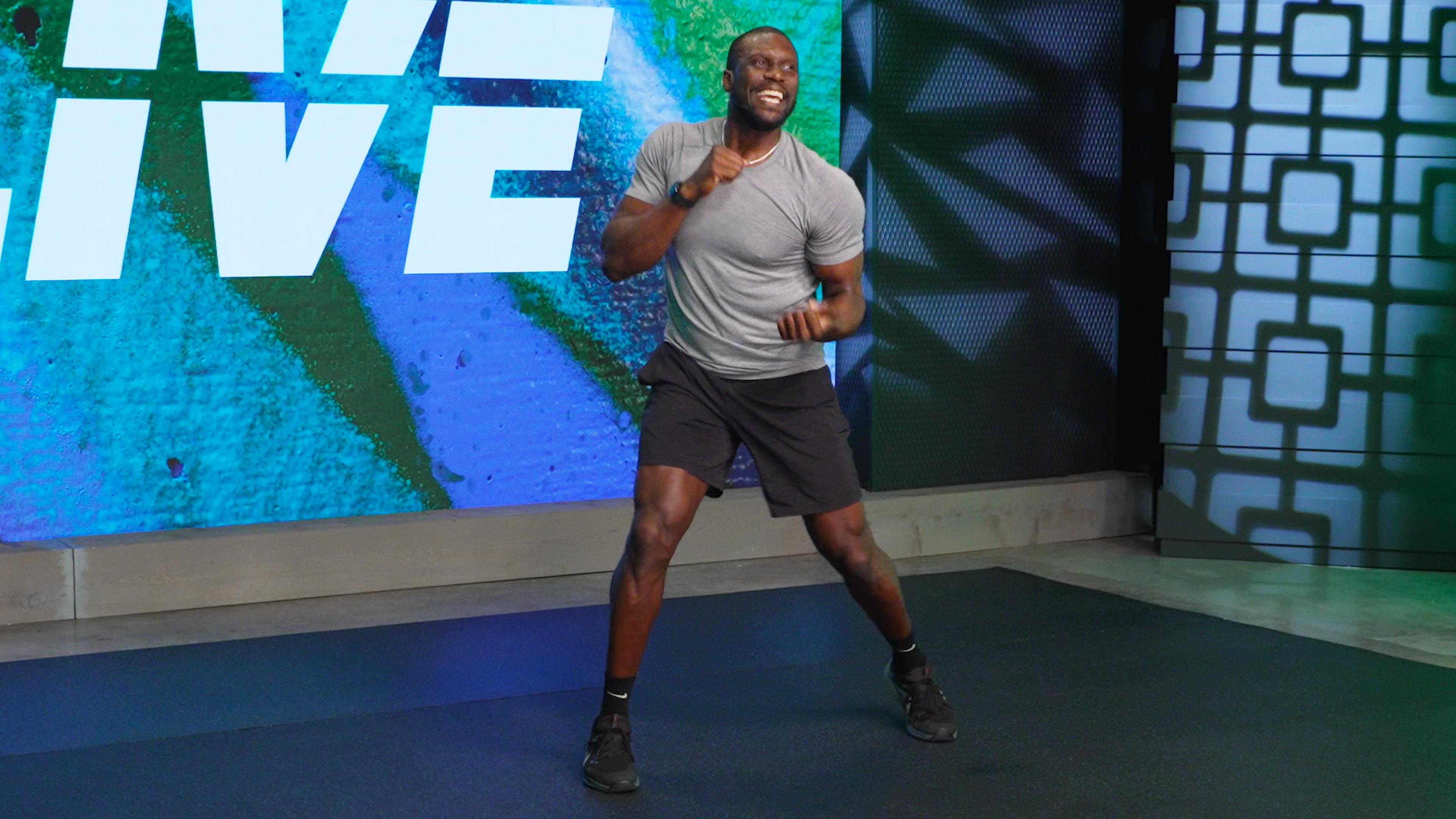 Dwayne Kickbox & Sculpt